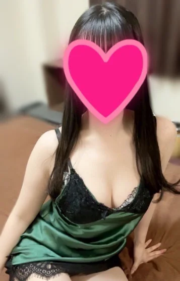 姫咲はな(21)