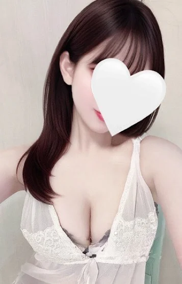 東雲 玲奈(22)