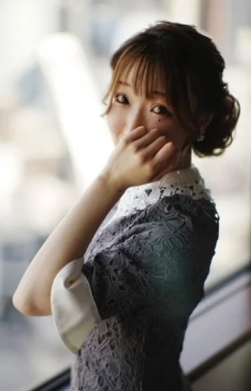 伊織アヤメ(26)