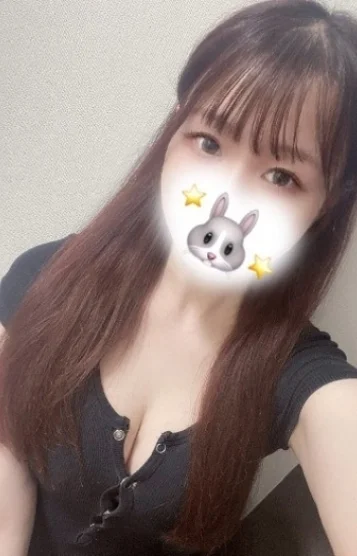 天野るあ(22)