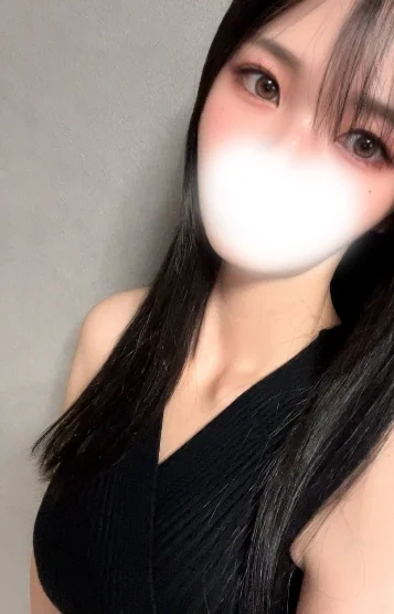 すず(26)