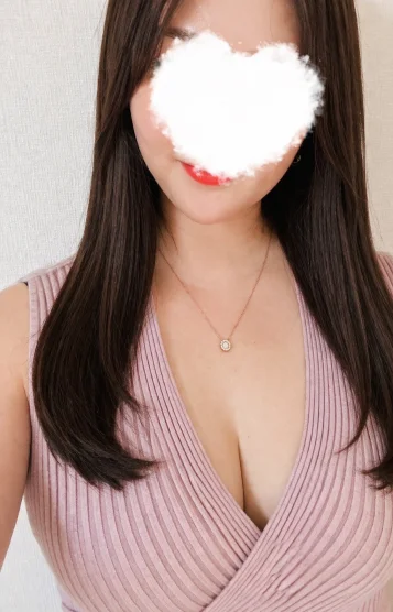 青山りお(35)