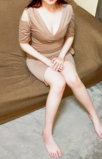 小山 穂乃果(21)