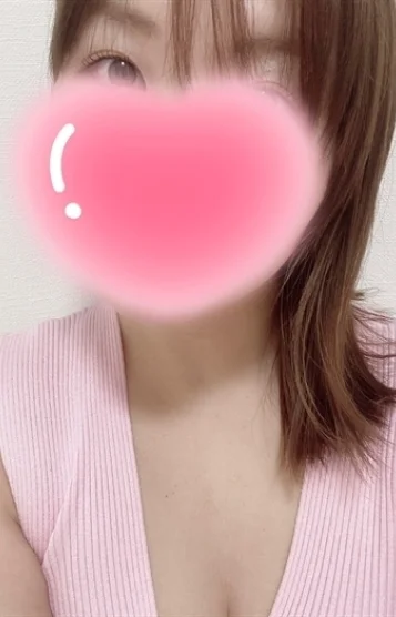 三上あいな(27)