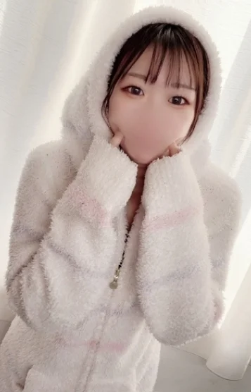 愛瀬みゆ(25)
