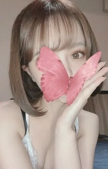 神谷えりか(22)